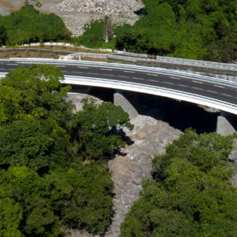 CONSTRUCTION D’UN OUVRAGE DE FRANCHISSEMENT SUR LA RAVINE DES ORANGERS